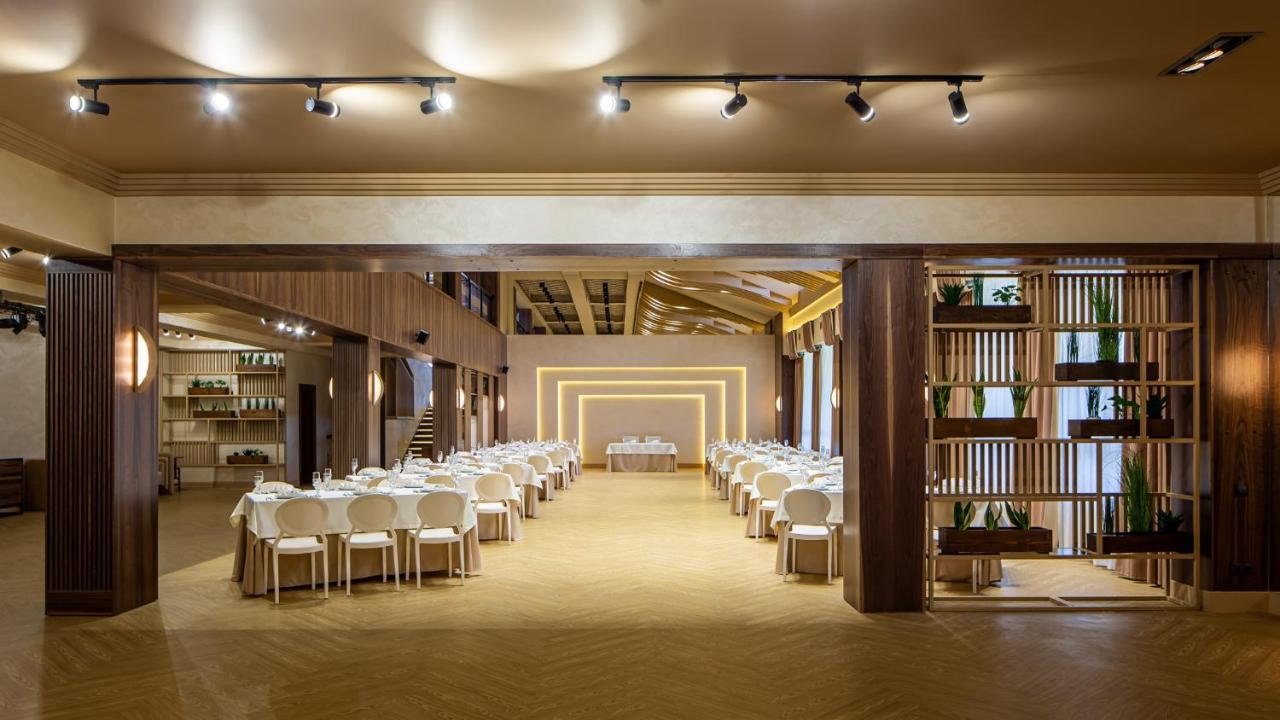 Nebos Hotel & Restaurant İvano-Frankivsk Dış mekan fotoğraf