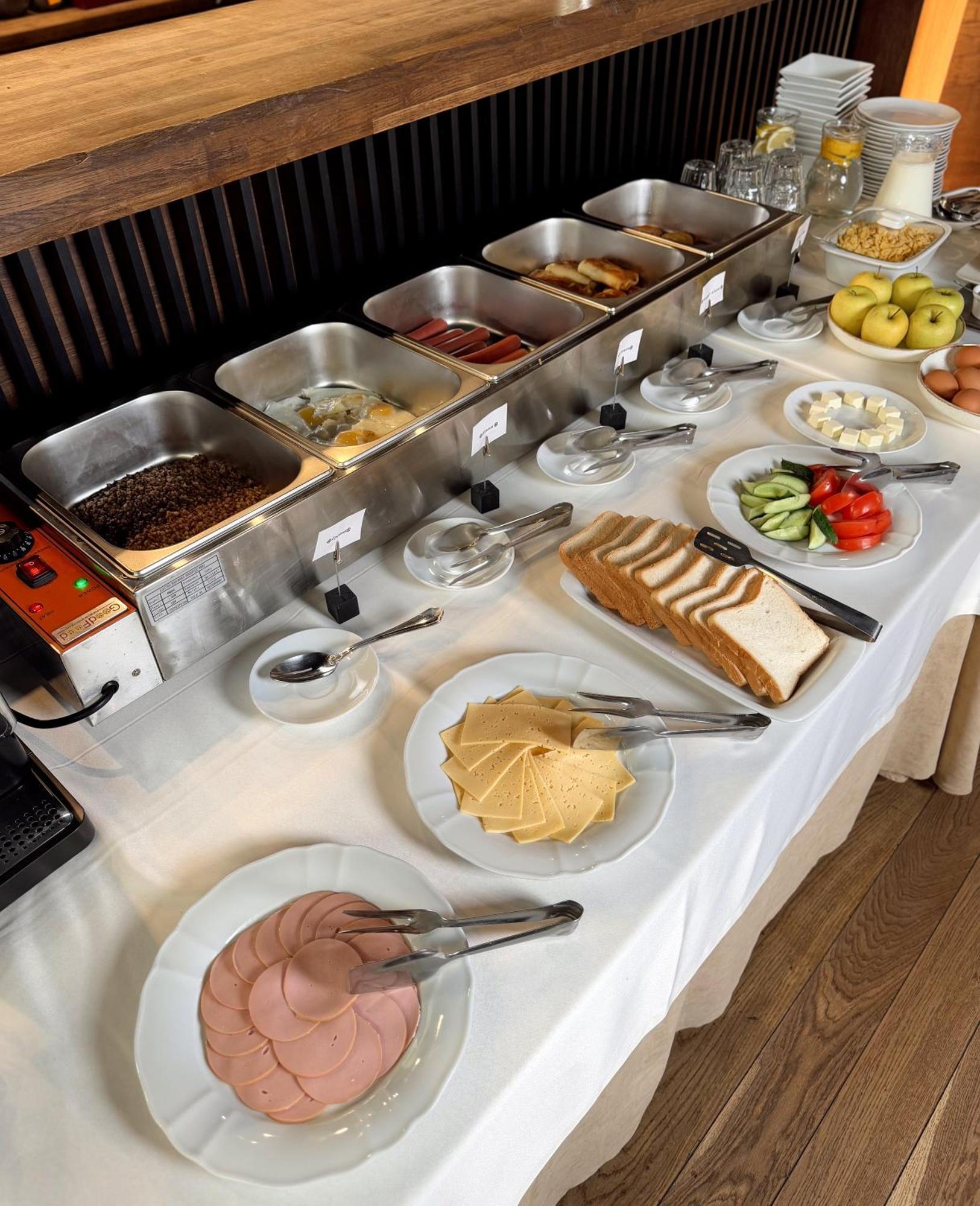 Nebos Hotel & Restaurant İvano-Frankivsk Dış mekan fotoğraf