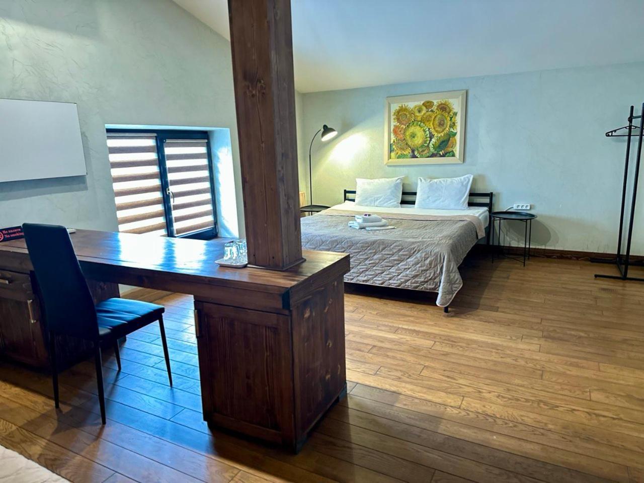 Nebos Hotel & Restaurant İvano-Frankivsk Dış mekan fotoğraf